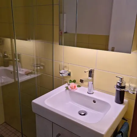 Apartament Gemuetliche Zwischen Und Bergen