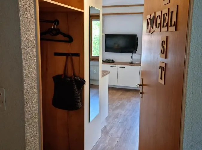 Gemuetliche Zwischen Und Bergen * Brienz (Bern)