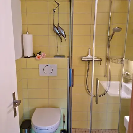 Gemuetliche Zwischen Und Bergen * Brienz (Bern)